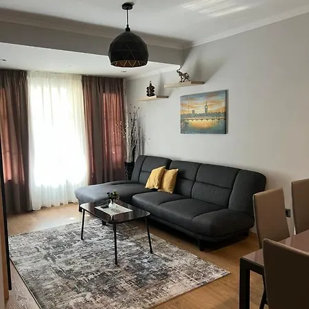 Comfort 1 Tirana